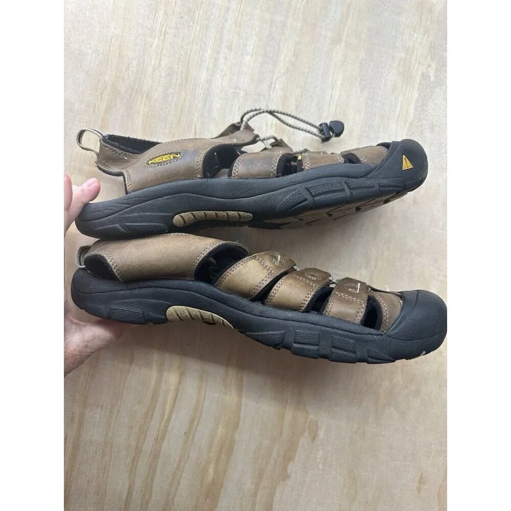 Keen Men’s 13m Leather Sandals‎ Round Toe